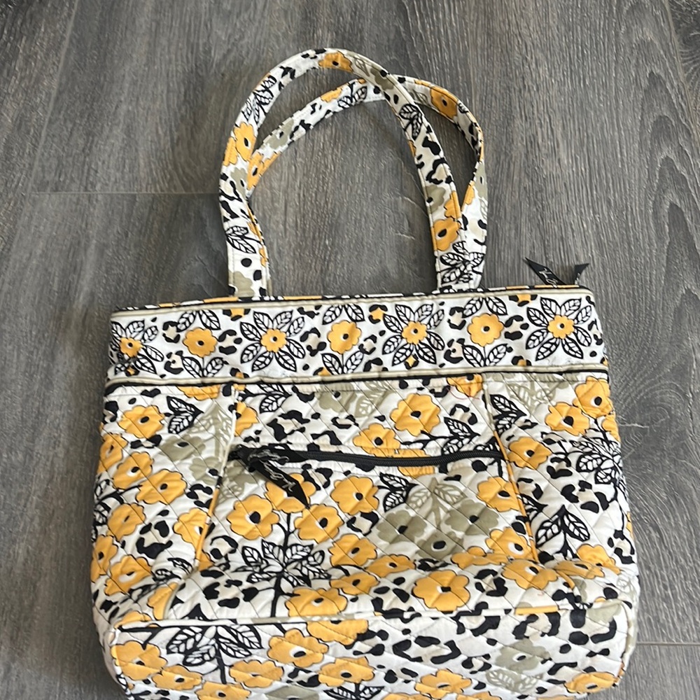 Vera Bradley Tote Bag In The Pattern Go Wild - image 1